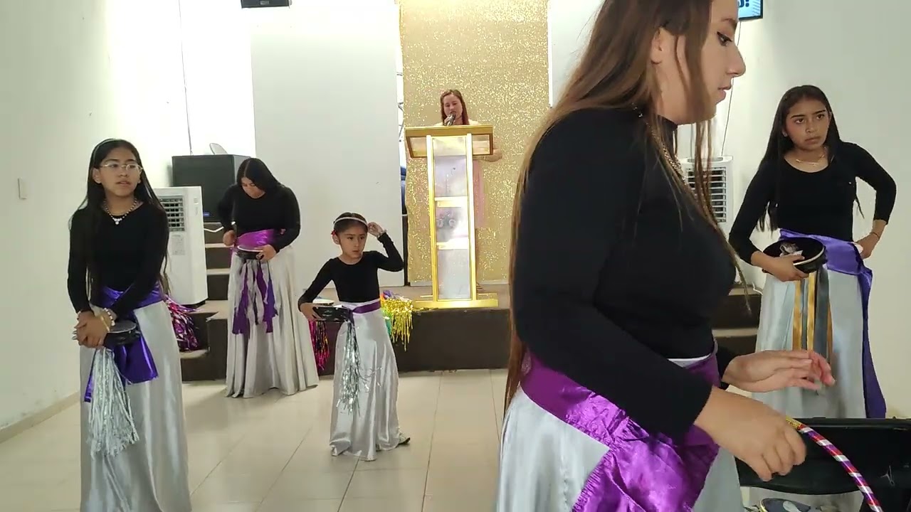 Iglesia Rosa de Saron 🤍👸🏻
