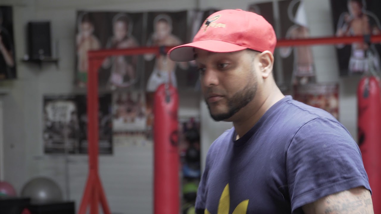 Amira Tahri some detail training with Dayon Mungra