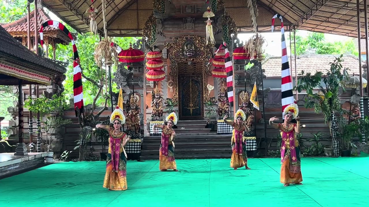 TARI LEAK BALI