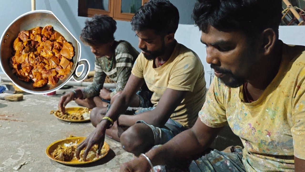 ଗାଁ ରଙ୍ଗ ମିସ୍ତିରିଙ୍କ ସହ ହେଲା ଚିକେନ ଭୋଜି🐓🤪 ||Tutu's Lifestyle 