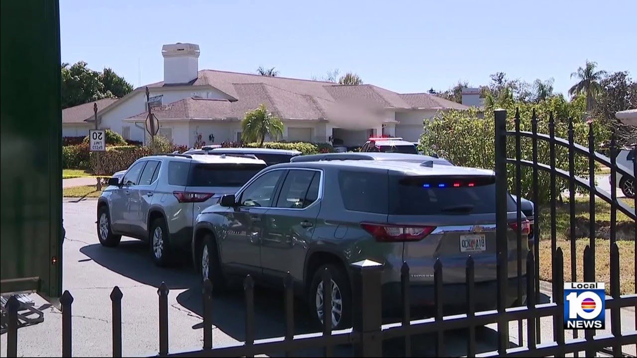Authorities say gunman killed two in Fort Lauderdale and four in Sarasota before suicide