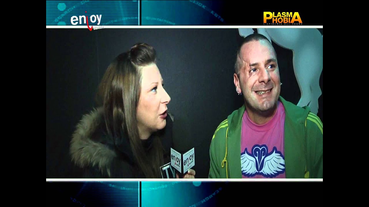 PLASMAPHOBIA HALLOWEEN 2011 L'ISOLA CHE NON C'E' PAOLO KIGHINE DJ GINGER DJ INTERVIEW