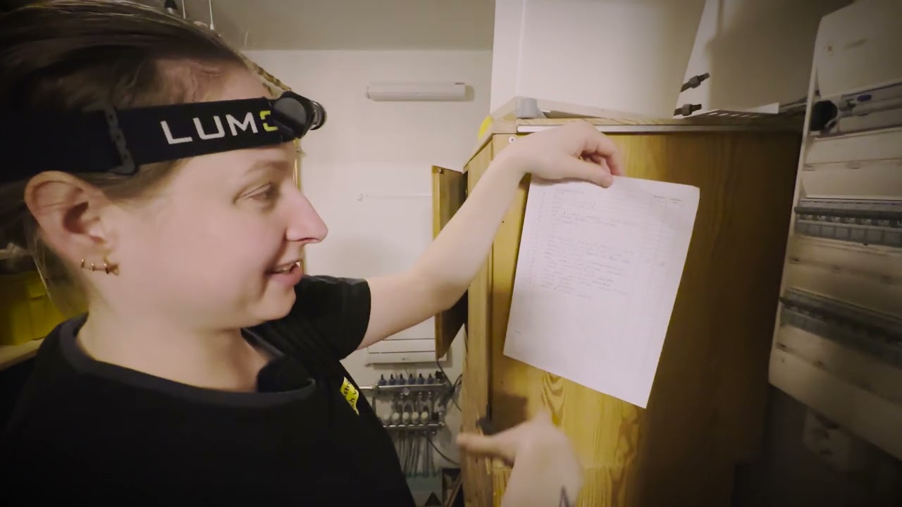 Behöver Äpplet blixt ljus och Mikaela mera hyllor?