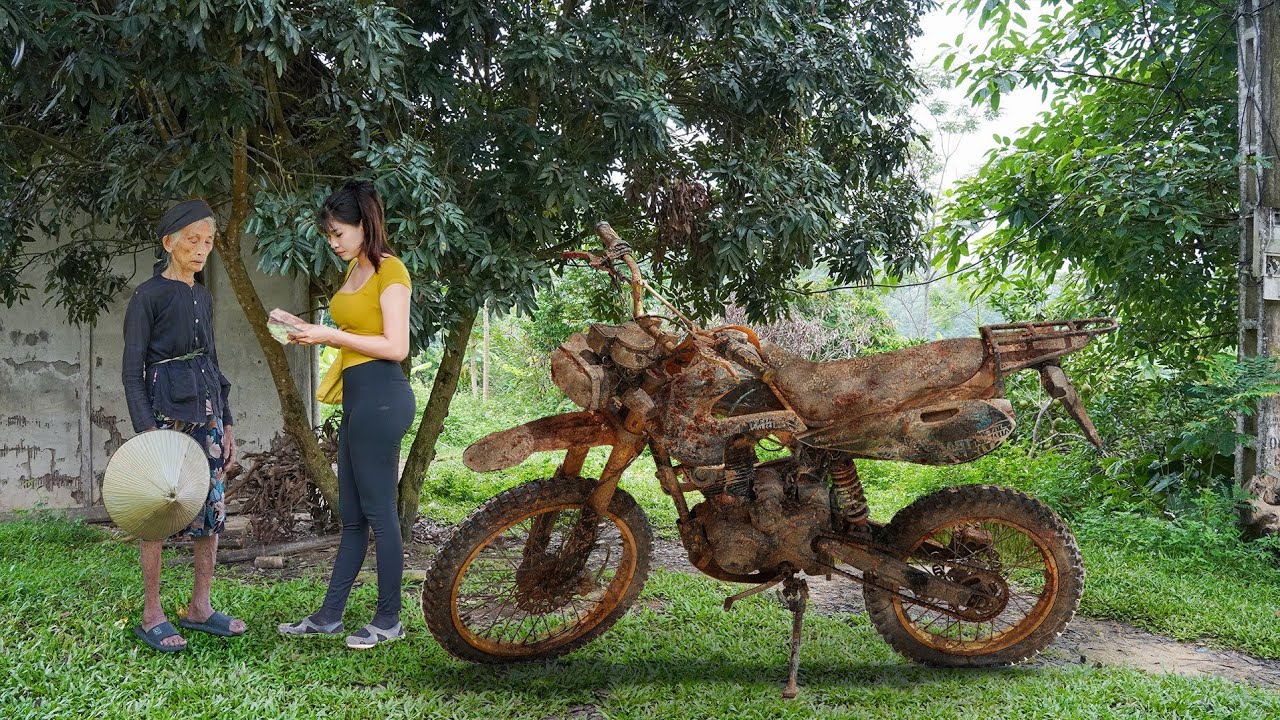 Girl Restores 1987 Off Road Motorcycle 200cc, Sadness of 95-Year-Old Woman