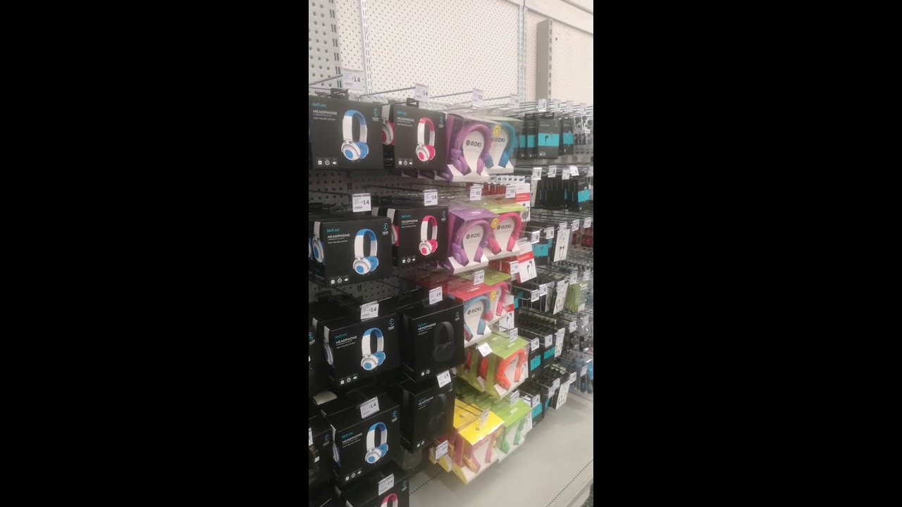 Shopping at The Warehouse store in Wellington, New Zealand - PART 1