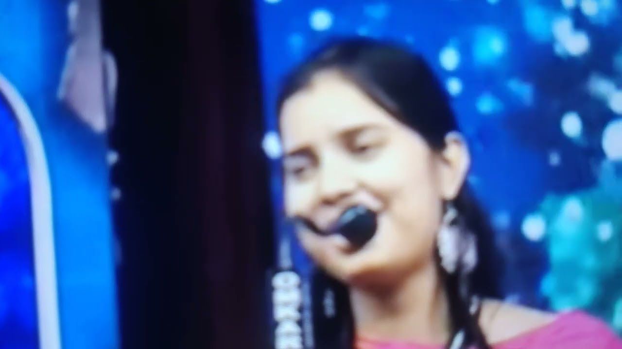 URDU HAI JISKA NAAM. HEART TOUCHING Video BY FAMOUS POET HIMANSHI BABRA.