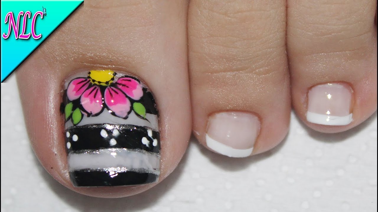 ♥DISEÑO DE UÑAS PARA PIES FLOR BLANCO Y NEGRO ¡MUY FÁCIL! - FLOWERS NAIL ART - NLC