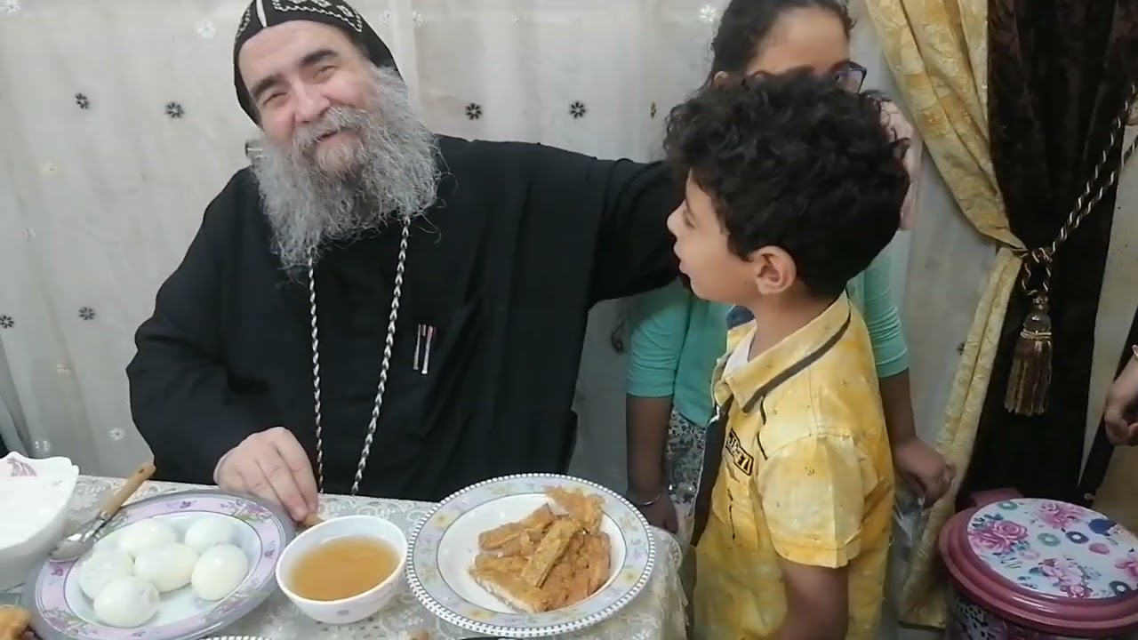 لحن يا كل الصفوف فى حضور نيافه الانبا يؤانس  اسقف اسيوط وتوابعها