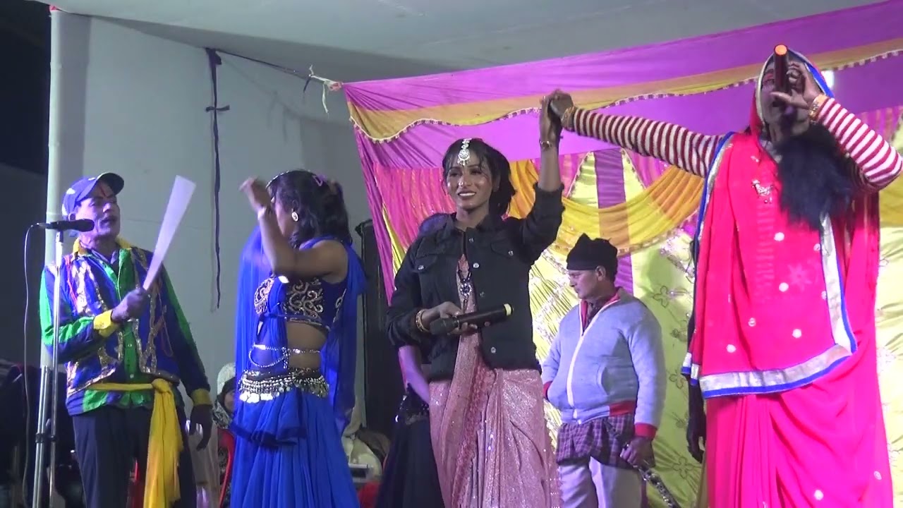आल्हा रुदल का नाच सती फुल और उसका पुत्र इंद्रजीत कुमार दोनों राज महोबा में बातचीत करता है