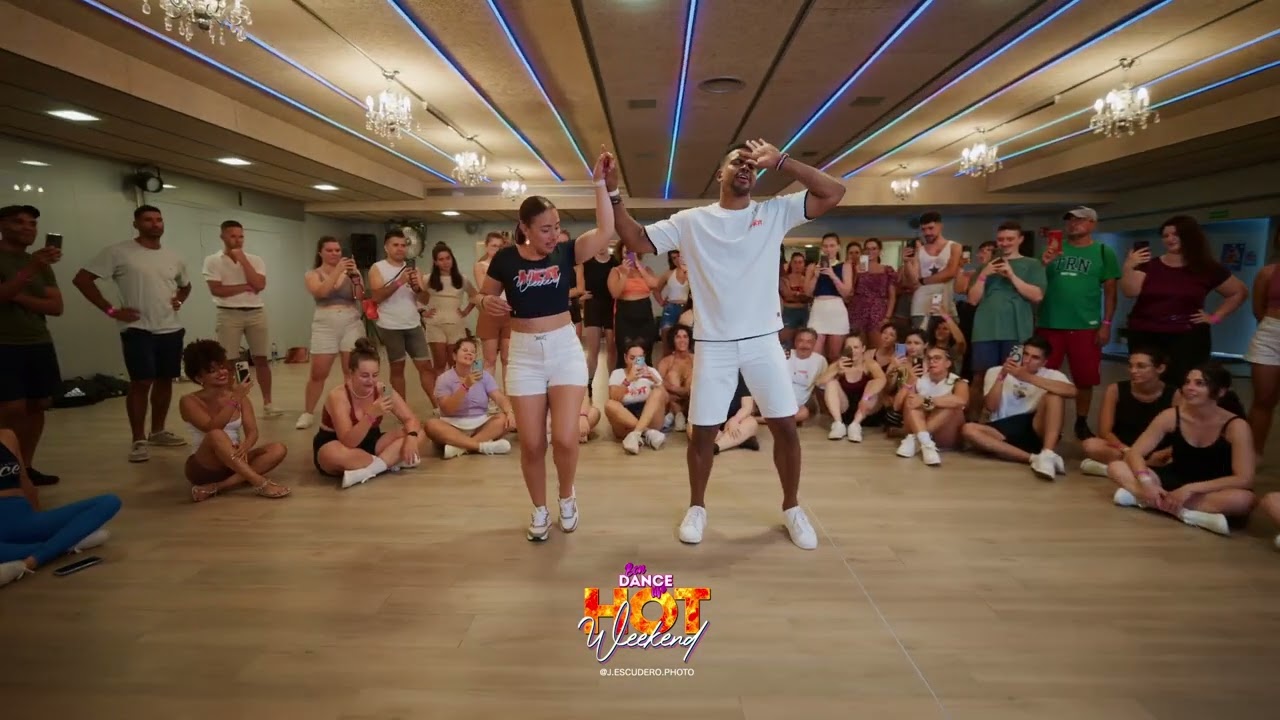 Junior & Carolina (Bachata Workshop) - Enseñame a Olvidar (Aventura) - HOT Weekend 2025