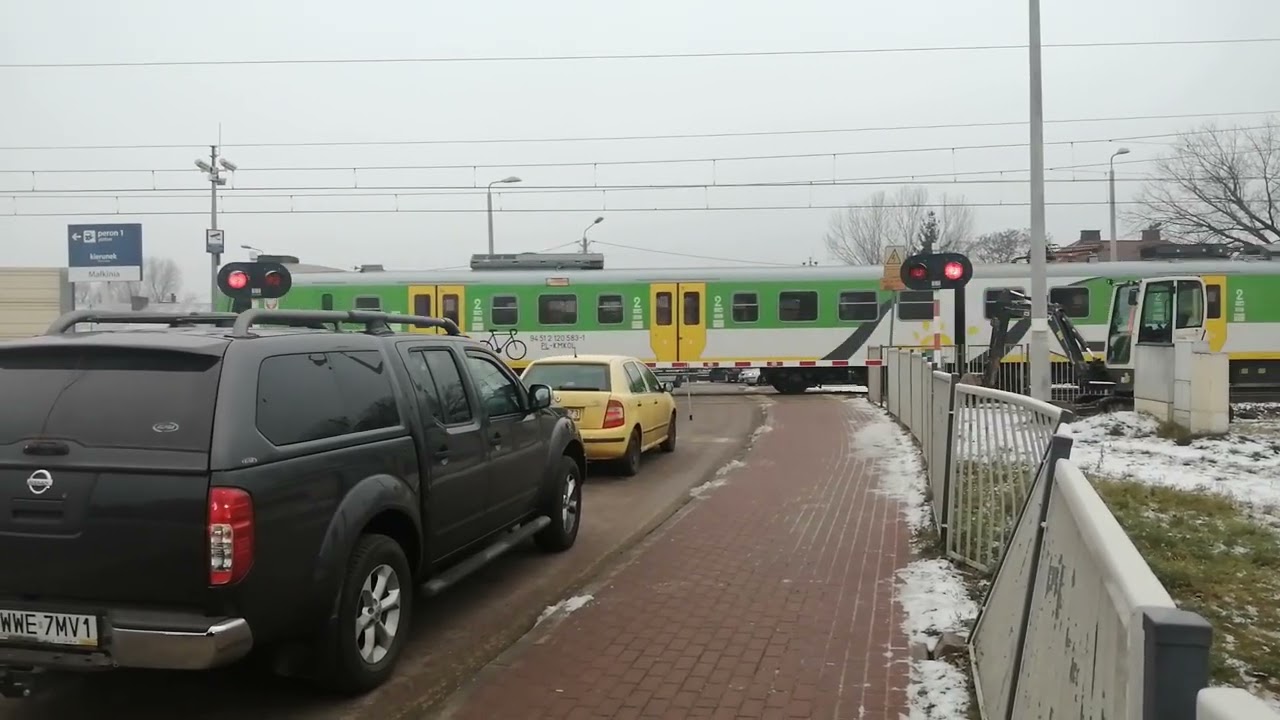 Przejazd kolejowy Zagościniec ul. Willowa \ Railroad Crossing