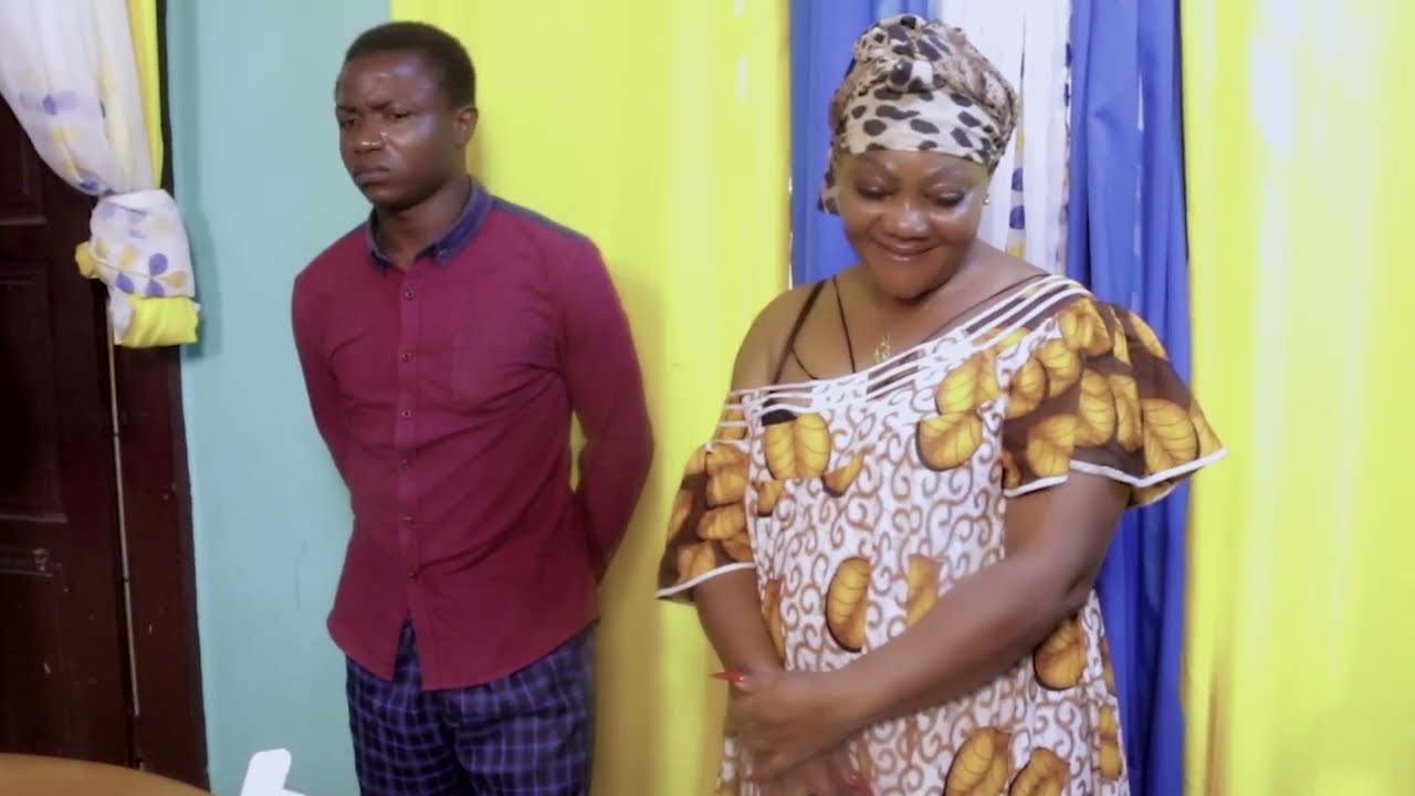 UNE VERITABLE  FAMILLE DE OUF + LE GIGOLO DE NOTRE MERE = LA VENGEANCE DE MBOCK ?web-serie #comedy