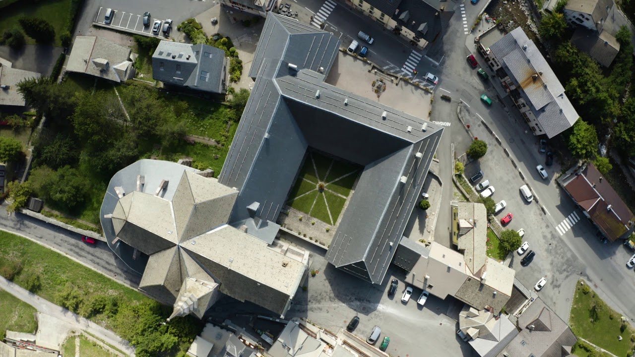 Présentation de l'Abbaye d'Abondance en Haute-Savoie