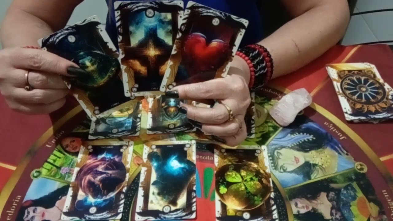 Karina Bosio Revela: Sentimentos dele/dela por mim hoje?#tarot#amor.Whats(011)95052-4938.