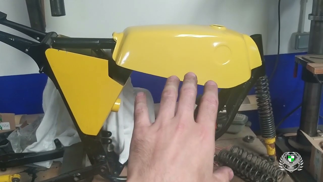 🍒🥑Lijado y pintura. 🛵🛵Proyecto Puch Minicross circuito.🔛Capítulo 5.