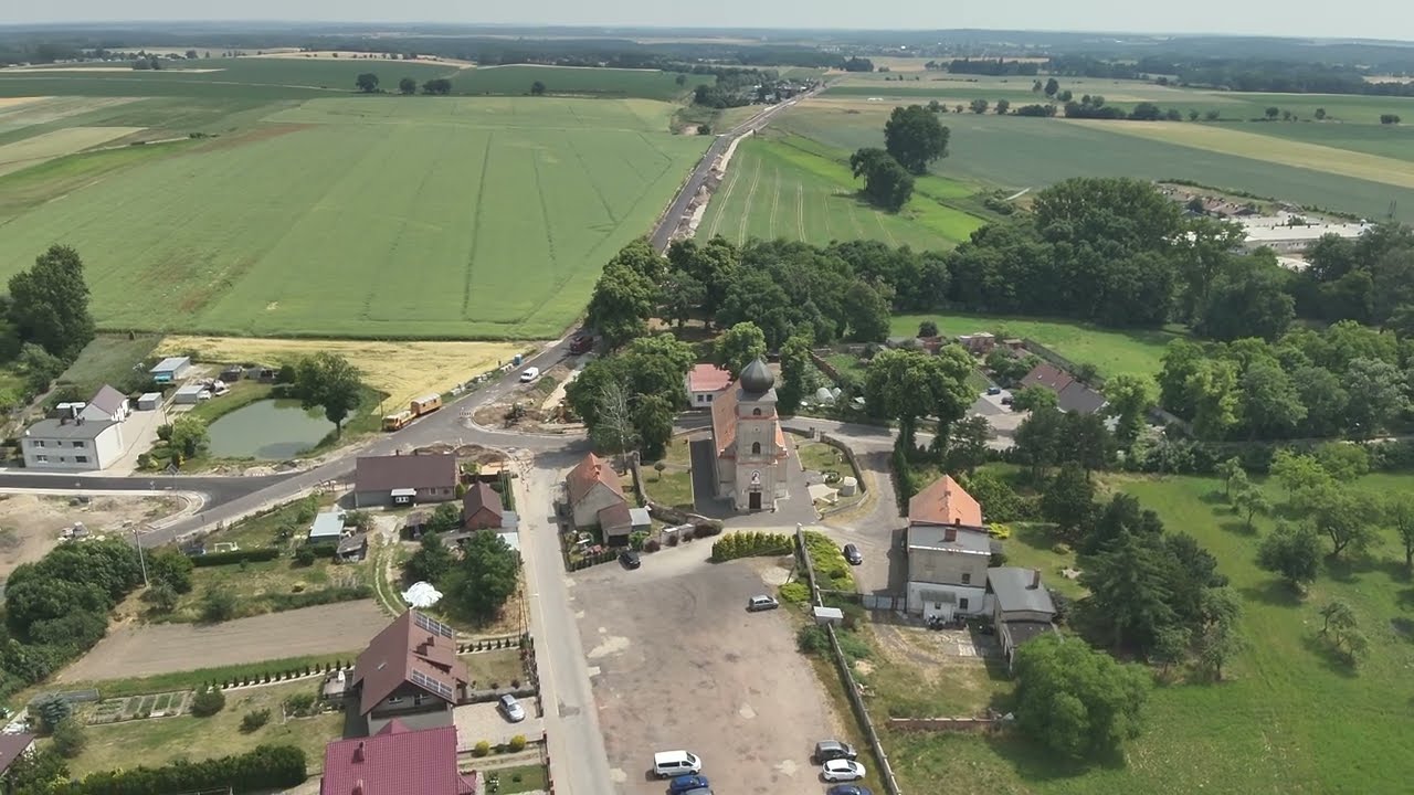 Kościół z lotu ptaka - Parafia pw. Św. Mikołaja w Goniembicach