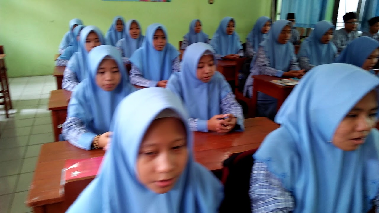 KALAMUN QODIM,Doa menjelang belajar Tafsir / Quran Hadits di MAN 1 Cirebon
