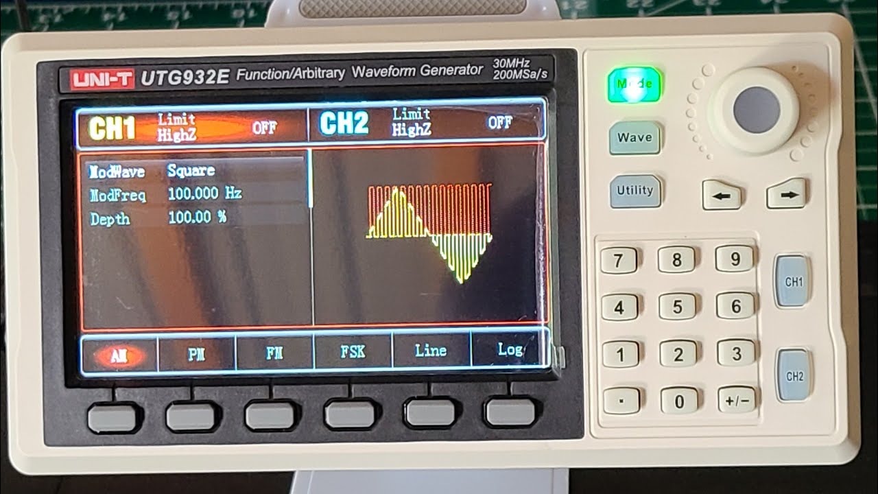 UNI-T  30MHZ Function/ Arbitrary Waveform Generator Model UTG932E
