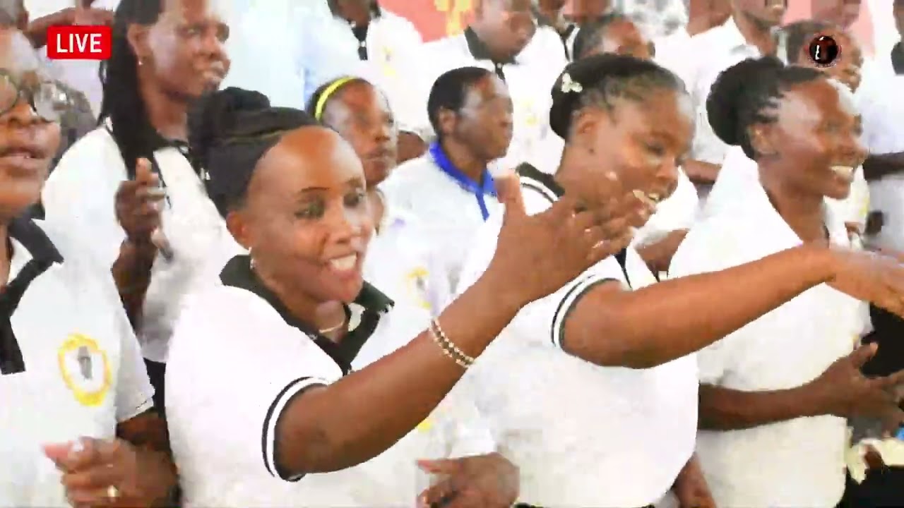 Nitembelee.... kama walivyoimba na wanakwaya wa Parokia ya Mt Walburga Nyangao , Jimbo Katoliki la,