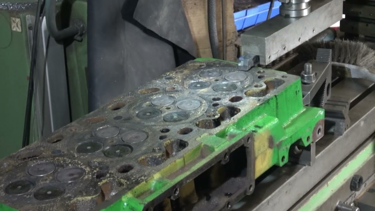Tale of two Deere's ..... Blown head Gaskets on both Deere tractor cylinder heads .. flycutting skim