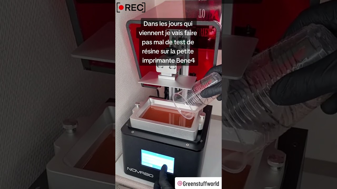 M&eacute;lange de colorants pour r&eacute;sine Greenstuffworld rouge et jaune sur Nova3d Bene4 - Shorts