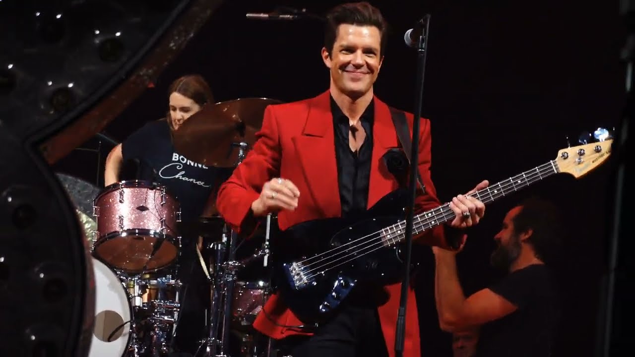 The Killers - For Reasons Unknown with fan drummer Jenny from London (O2 Arena Night 1)