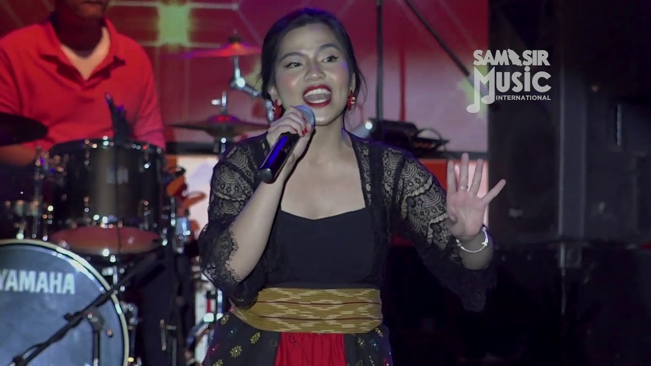 Viky Sianipar ft. Louise Sitanggang - Tor Tor Ni Halak Batak