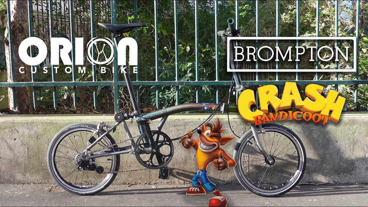 CUSTOM PAINT | Brompton | How to paint a Crash Bandicoot-themed bike with colour shifting paints