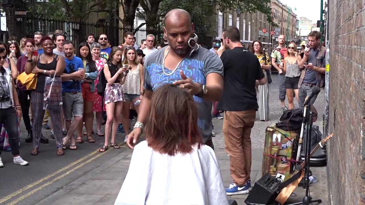 Freestyle barber on Brick Lane, London