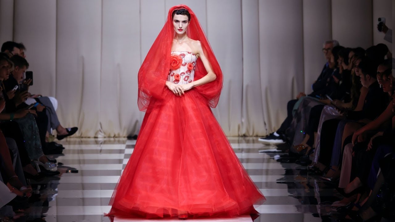 Armani Privé Haute Couture Fall/Winter 2023/24