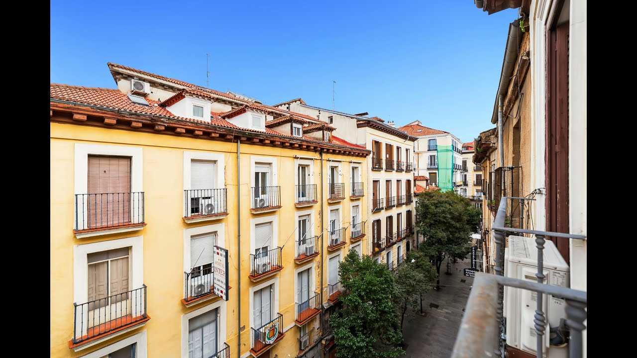 Madrid Apartment - Plaza Mayor | Bought 25% Below Market!
