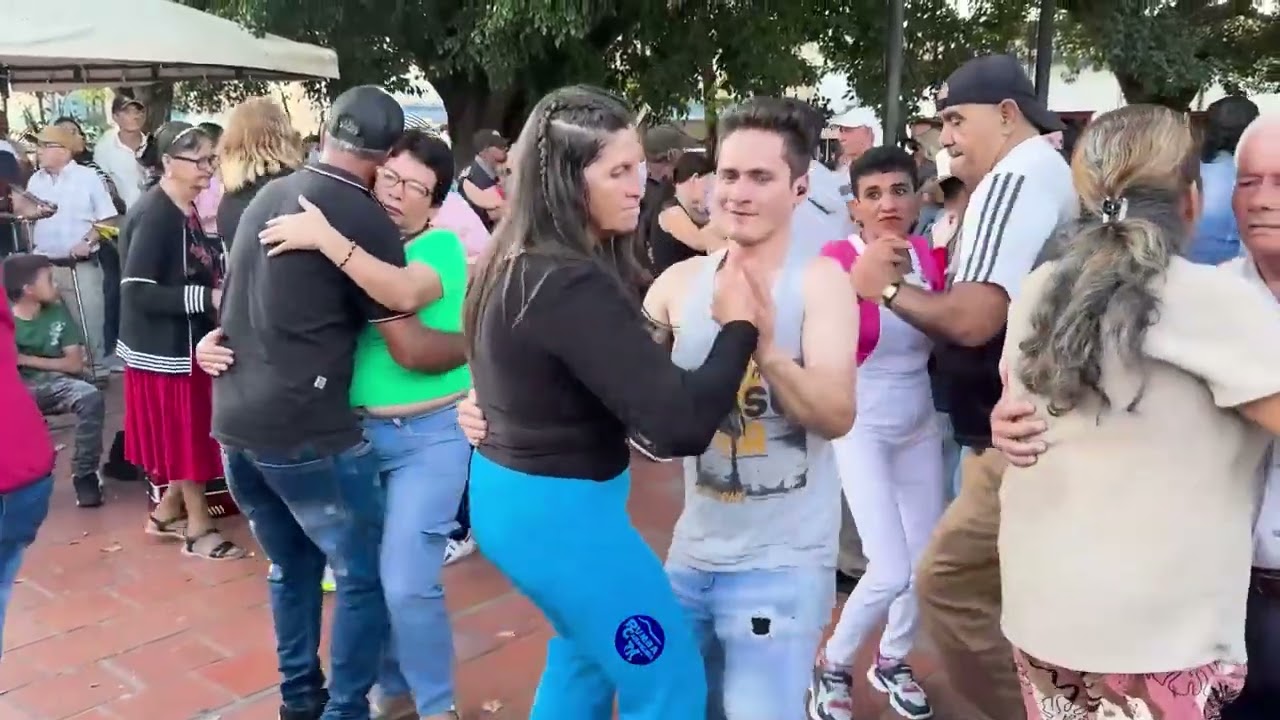 Aprende a bailar EL PAJARO MAÑANERO Interpretada por Fusión 4