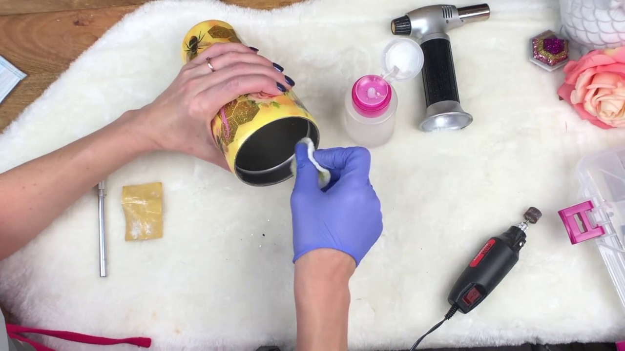 HOW TO GET A SMOOTH EDGE GLITTER TUMBLER