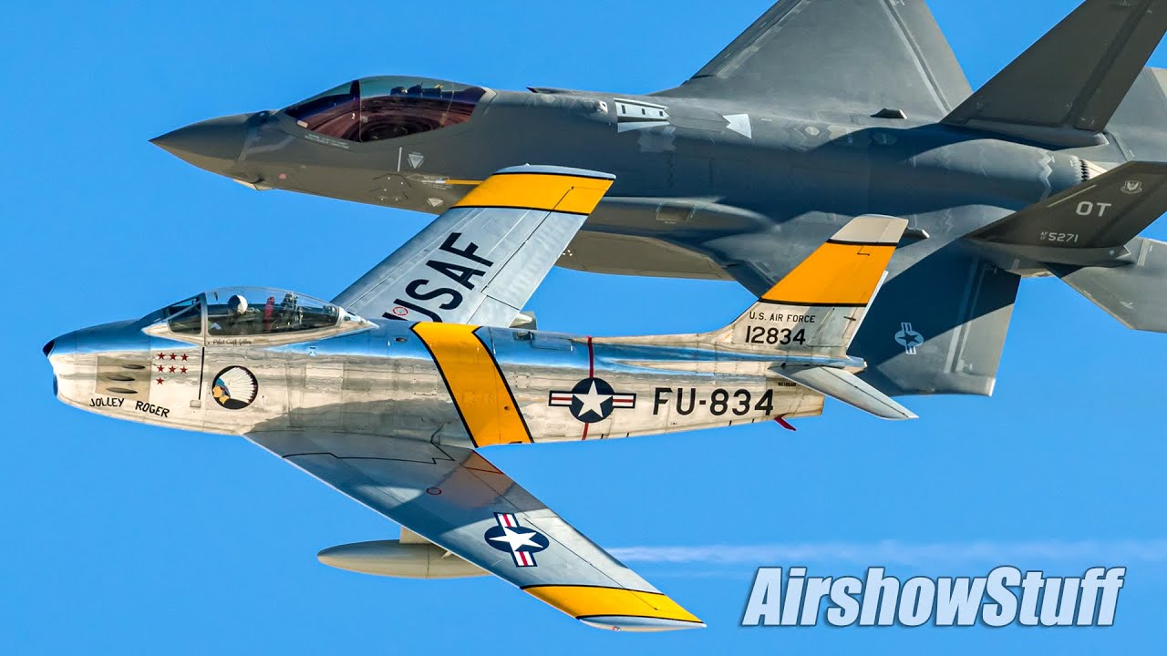 BEST FLYBYS - Vintage Jet Warbirds