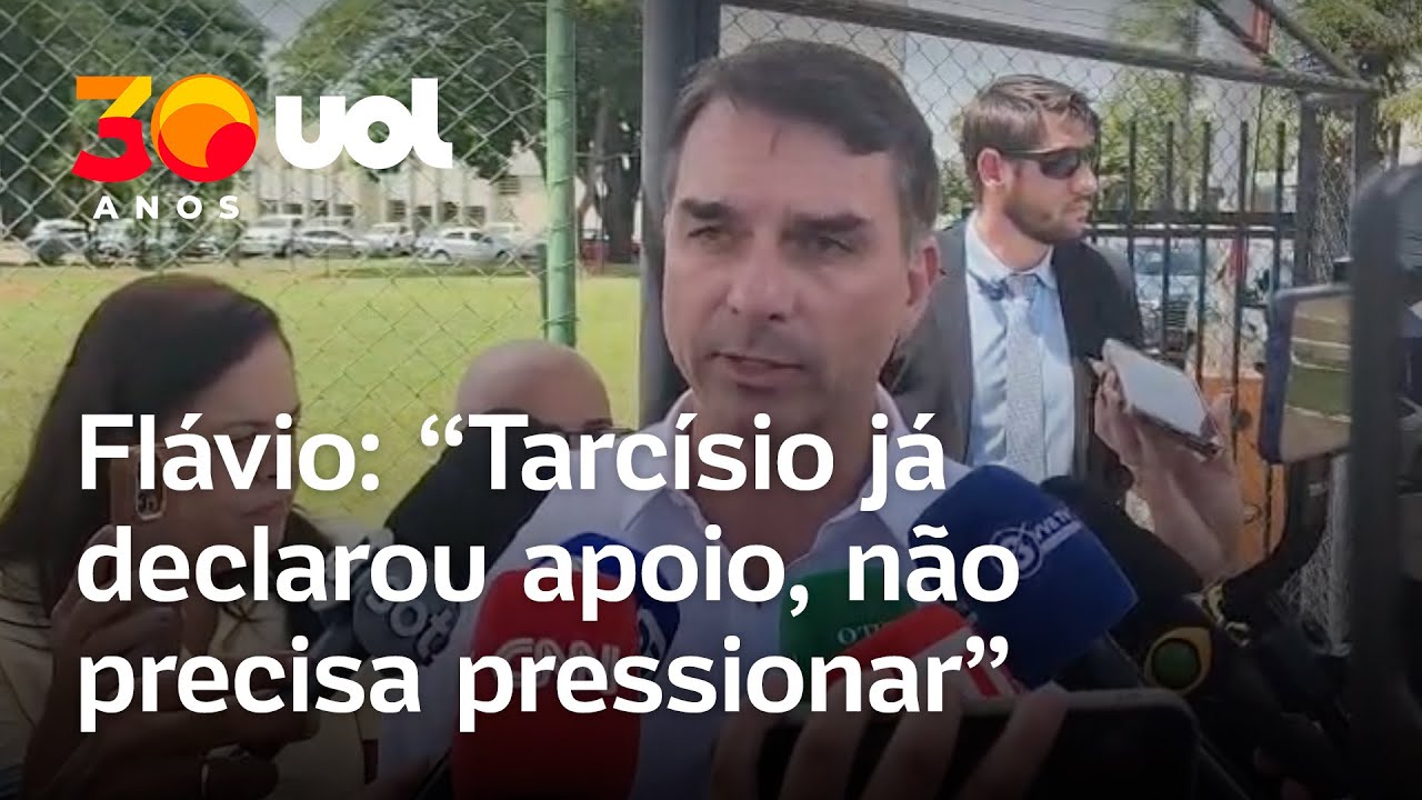 Fl&aacute;vio Bolsonaro em visita ao pai: 'Tarc&iacute;sio j&aacute; declarou apoio, n&atilde;o precisa ficar pressionando'