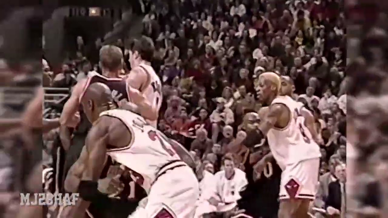 Michael Jordan Best Plays on Christmas Day through the Years
