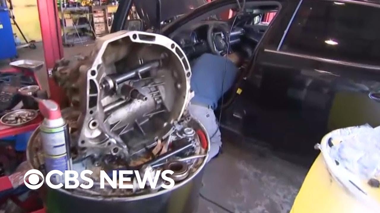 Goods moving across U.S.-Mexico border as uncertainty over Trump's tariffs remains