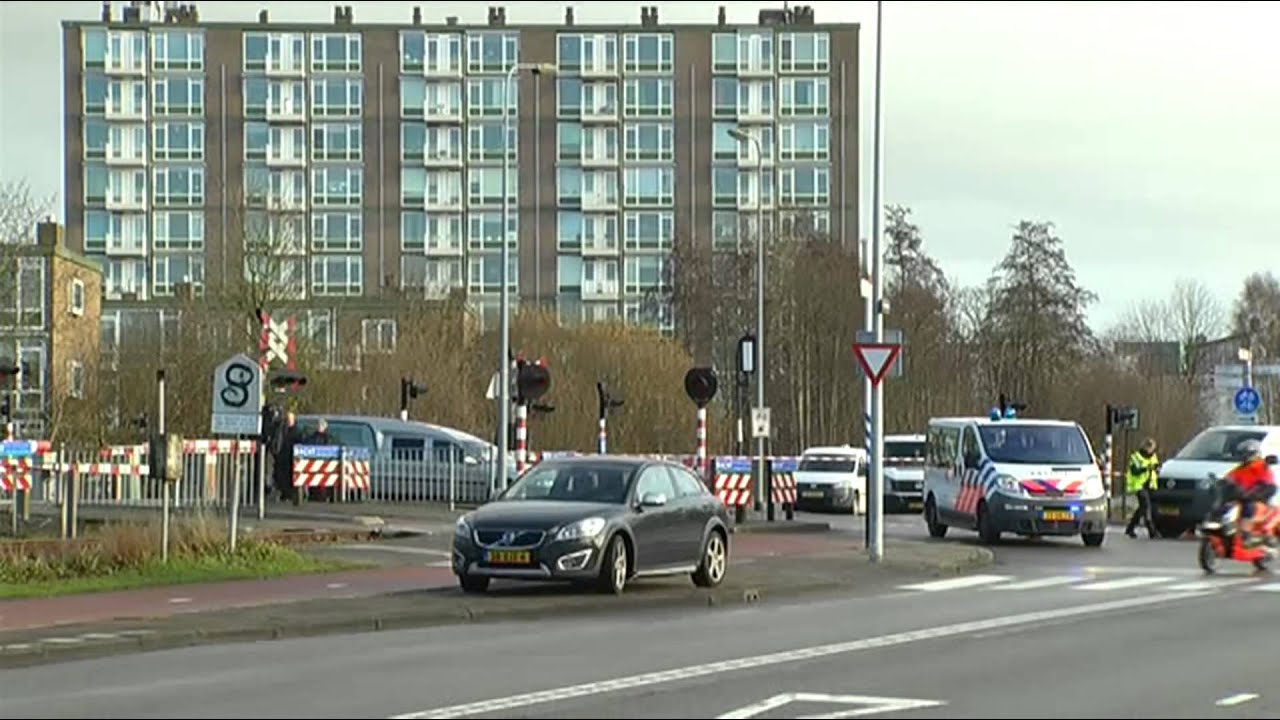 Aanrijding Peizerweg : treinverkeer wordt hervat