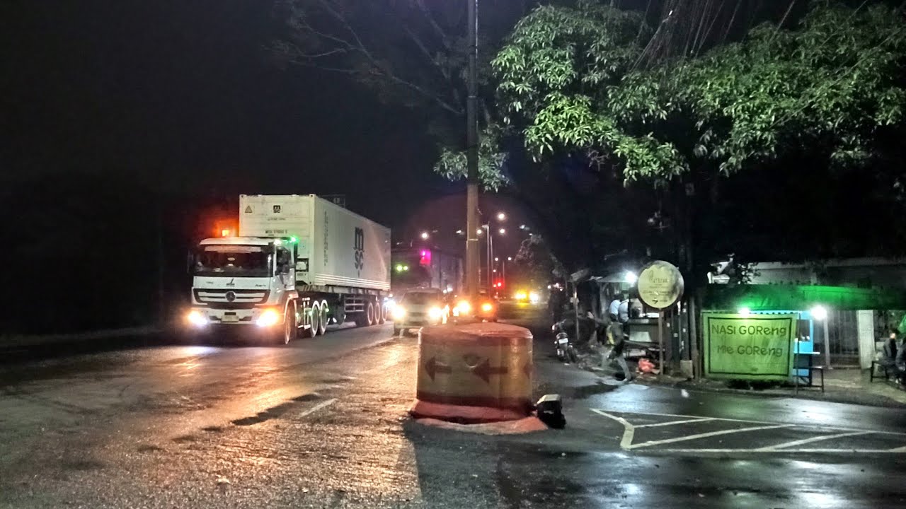 LIVE Ojek Pangkalan Purwodadi Tengah Malam | Real Night Street Life in Indonesia