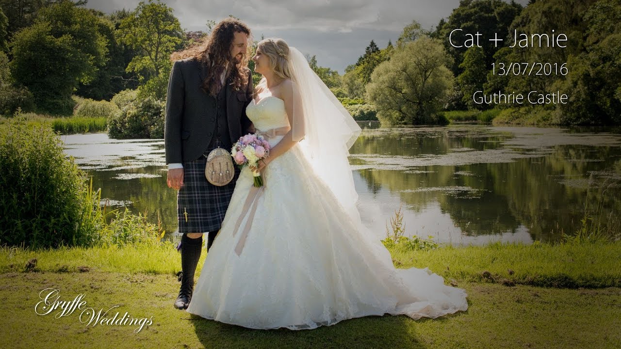 Guthrie Castle Wedding - Cat & Jamie
