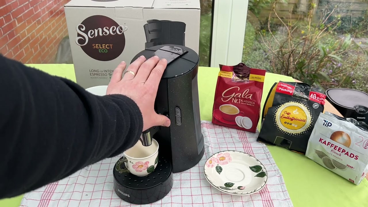 Klassischen Kaffee zubereiten mit Kaffeepadmaschine: Philips Senseo Select ECO CSA240/20 Anleitung