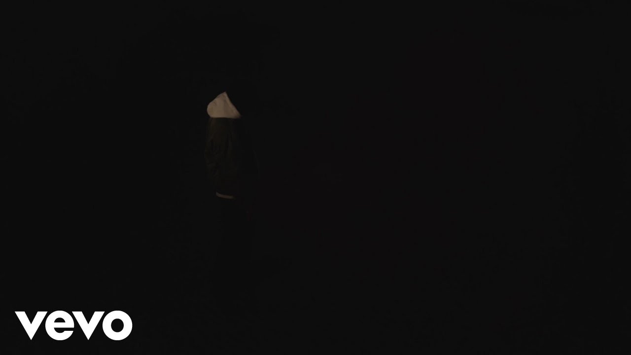 Fabri Fibra - Outro (Senti) (Visual Video)