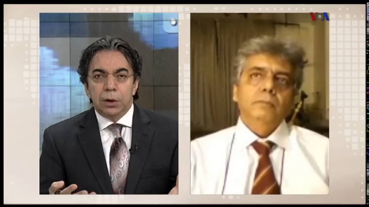 محمدرضا عالی پیام (آقای هالو) بعد آزادی از زندان و شعر خوانی او در برنامه صفحه آخر