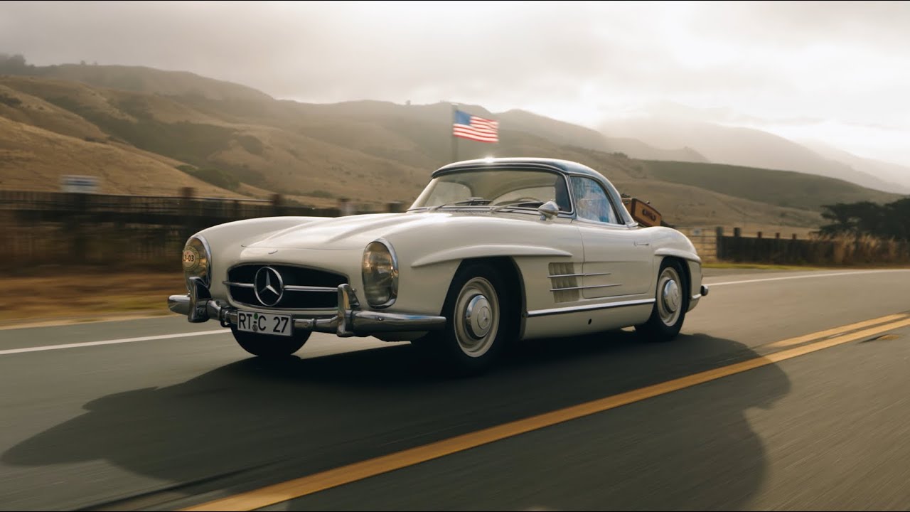1963 Mercedes-Benz 300 SL with skis at Pebble Beach Concours d‘Elegance 2025