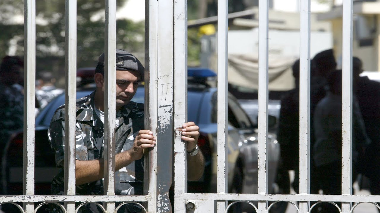لبنان يتبع أسلوبا جديدا لتعذيب السوريين في سجن رومية | لم الشمل