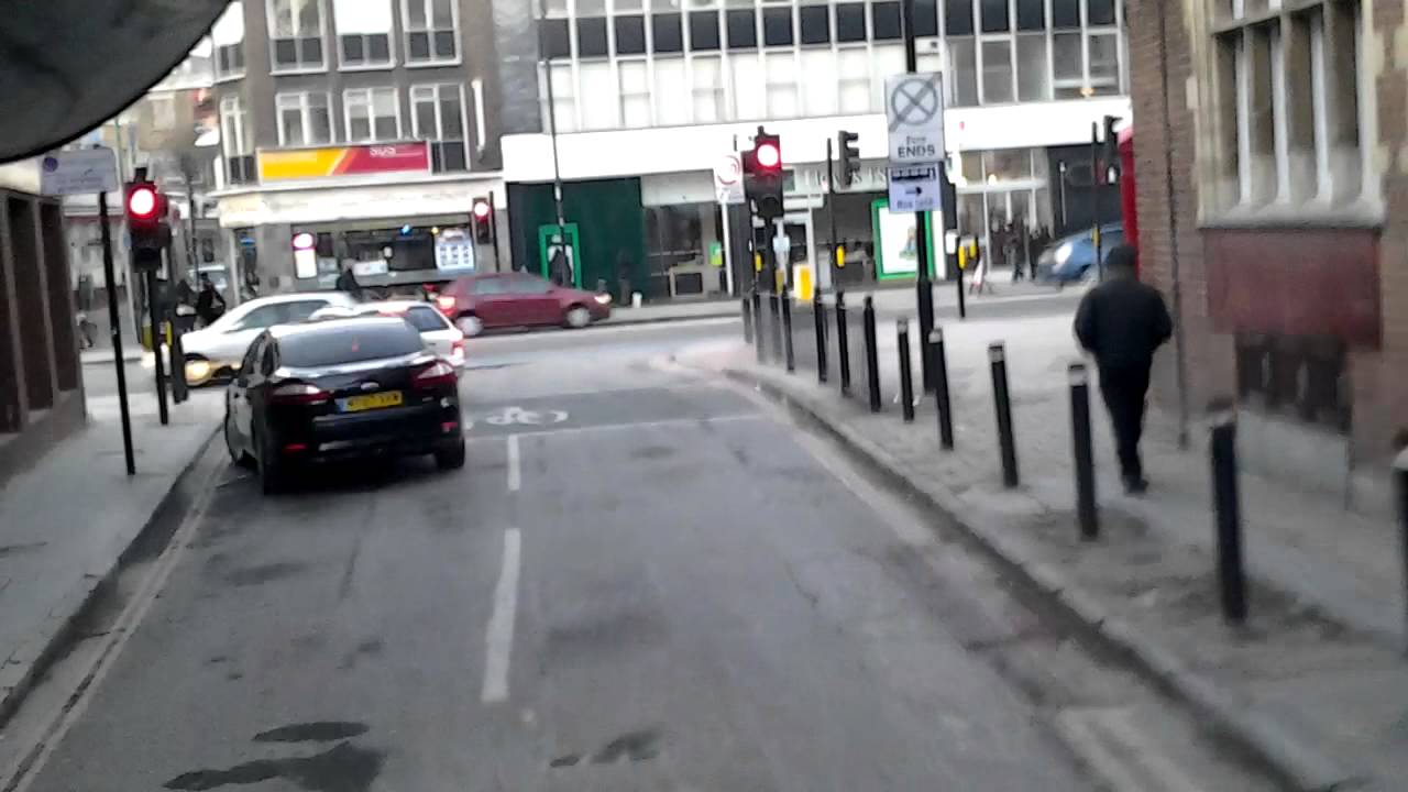 London Fire Brigade Whitechapel's PL turn out to Royal London Hospital Part 1