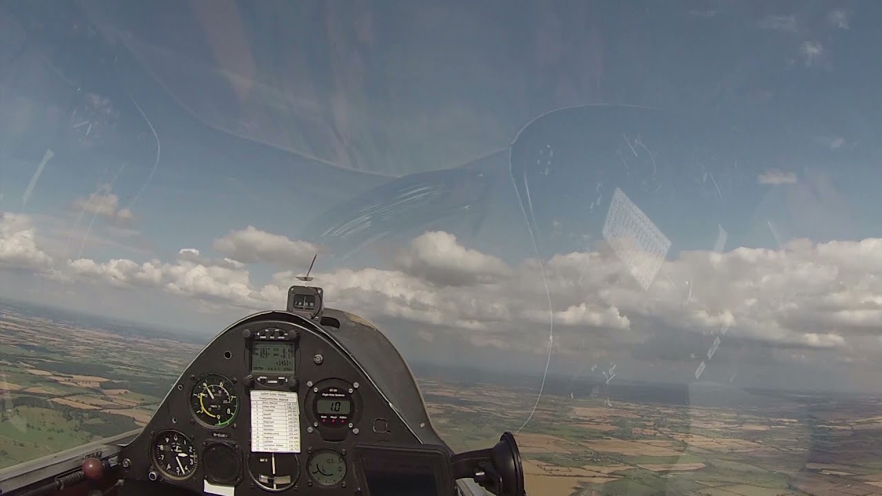 STD Cirrus Purton sideslip landout and Brize Norton E3A Sentry