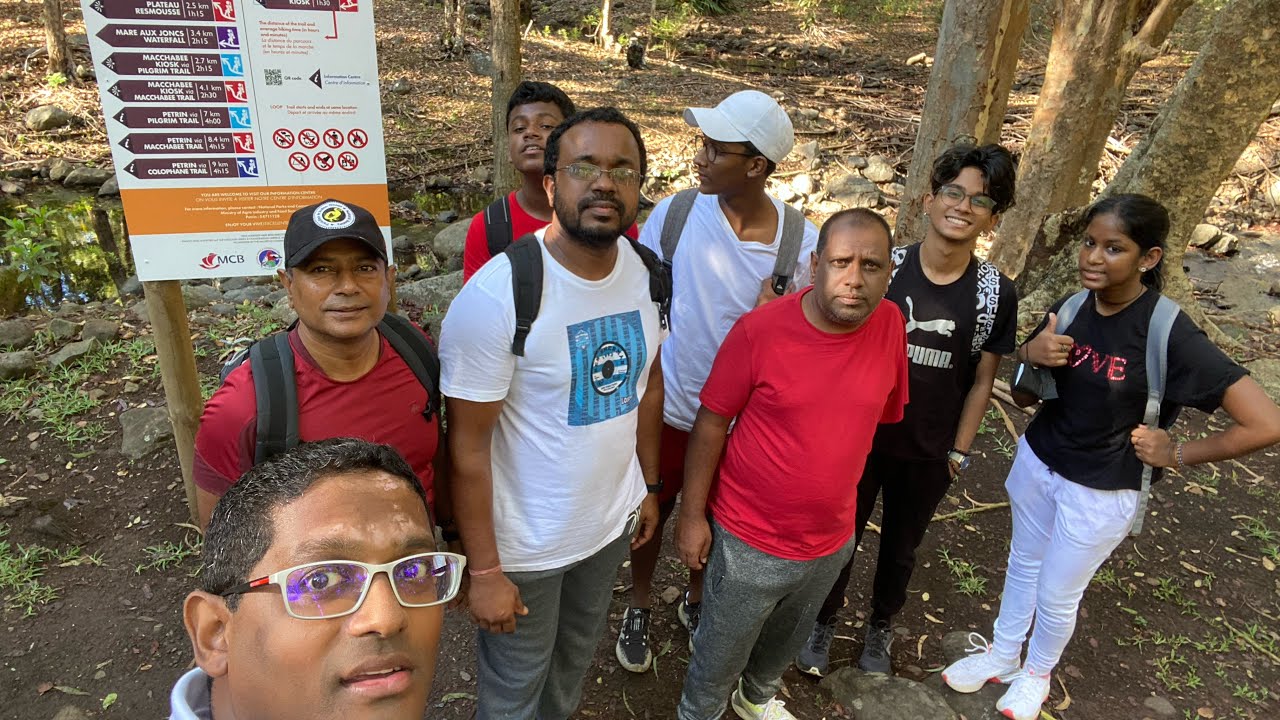 Mare Aux Joncs WaterFall Trekking