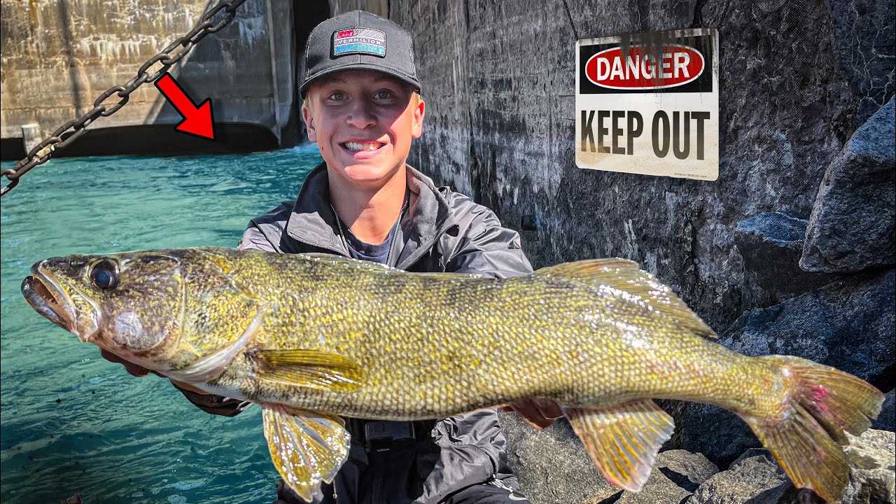 The MOST INSANE Fishing Day I&rsquo;VE EVER SEEN! (BIGGEST Walleyes of My LIFE)