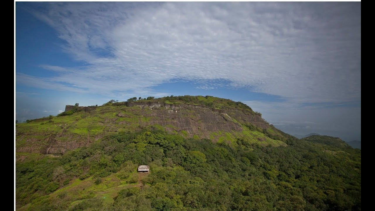 10 famous and best monsoon Treks Near Mumbai, Pune and Nashik, Maharashtra - India